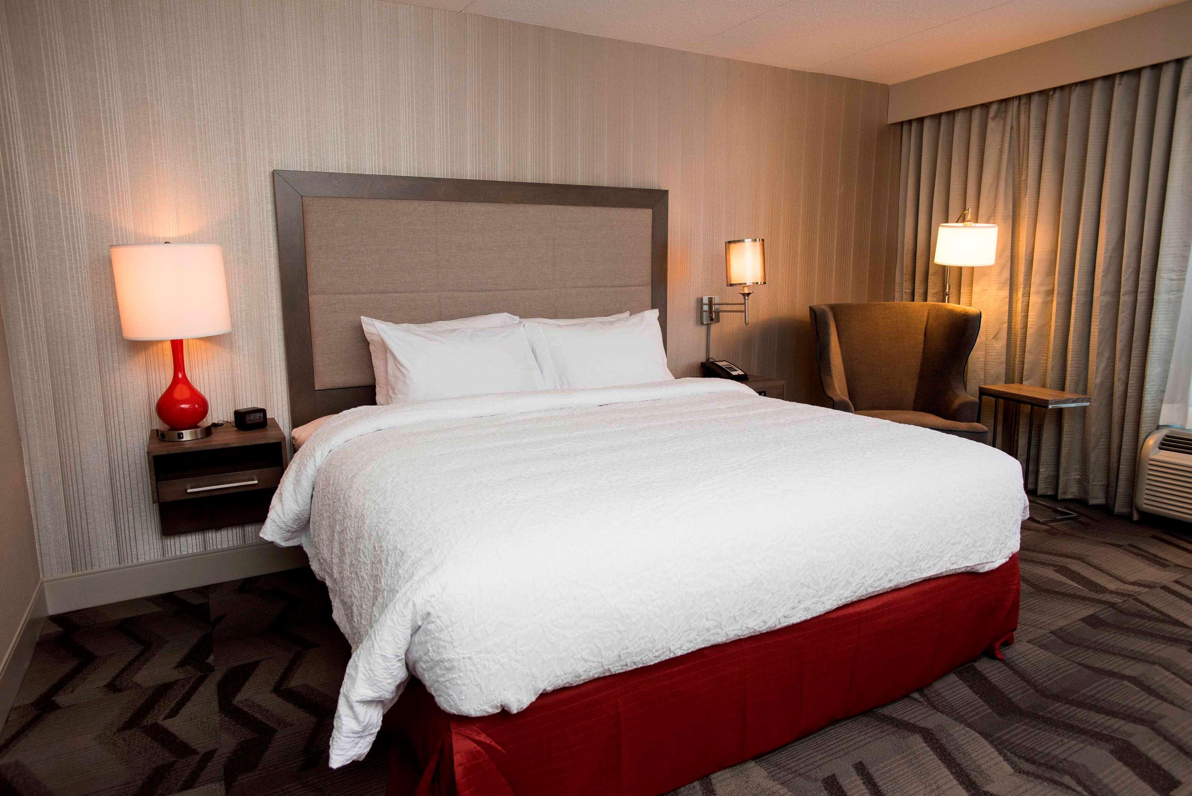 Hampton Inn & Suites By Hilton ת'אנדר ביי מראה חיצוני תמונה