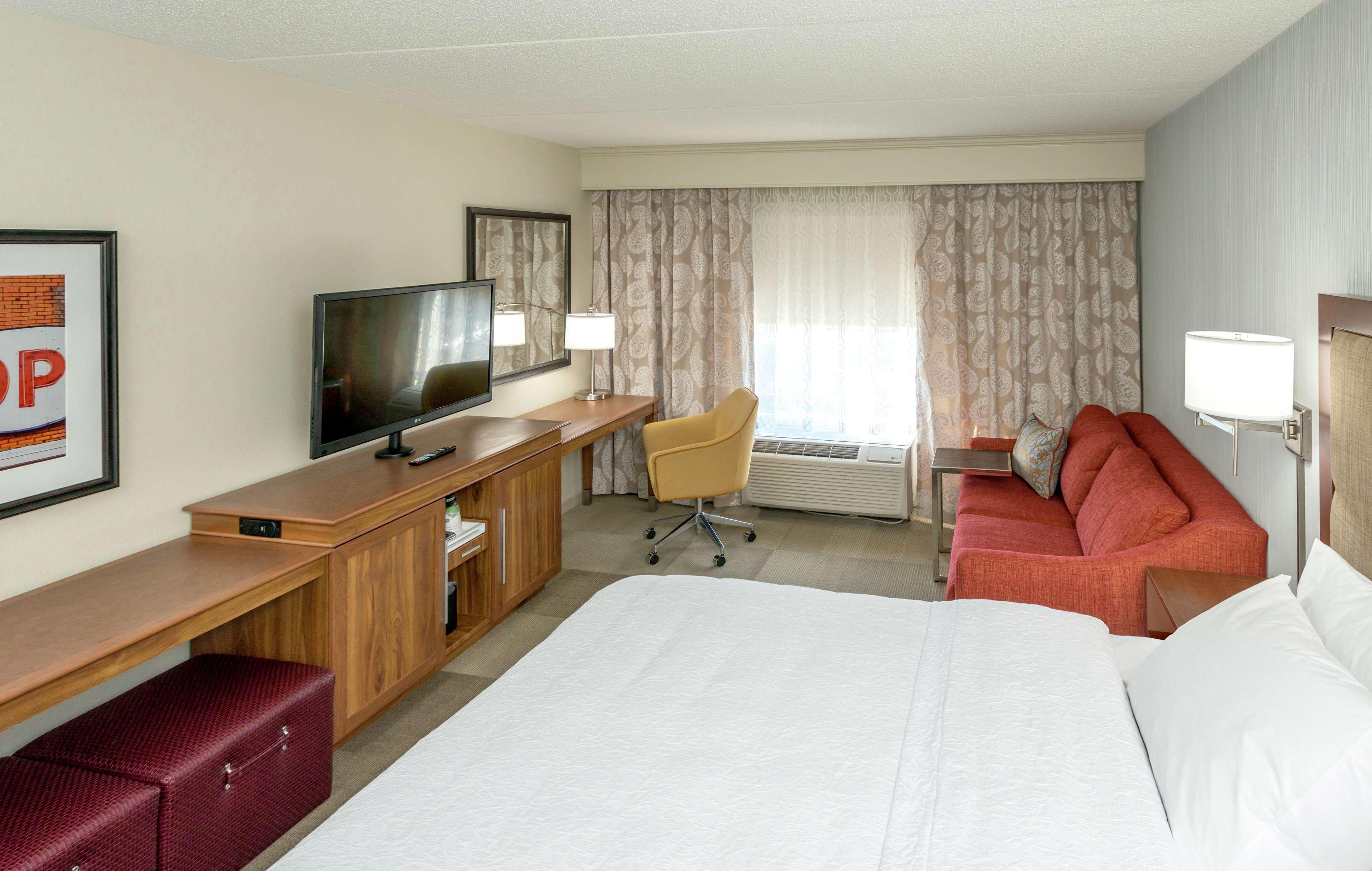 Hampton Inn & Suites By Hilton ת'אנדר ביי מראה חיצוני תמונה