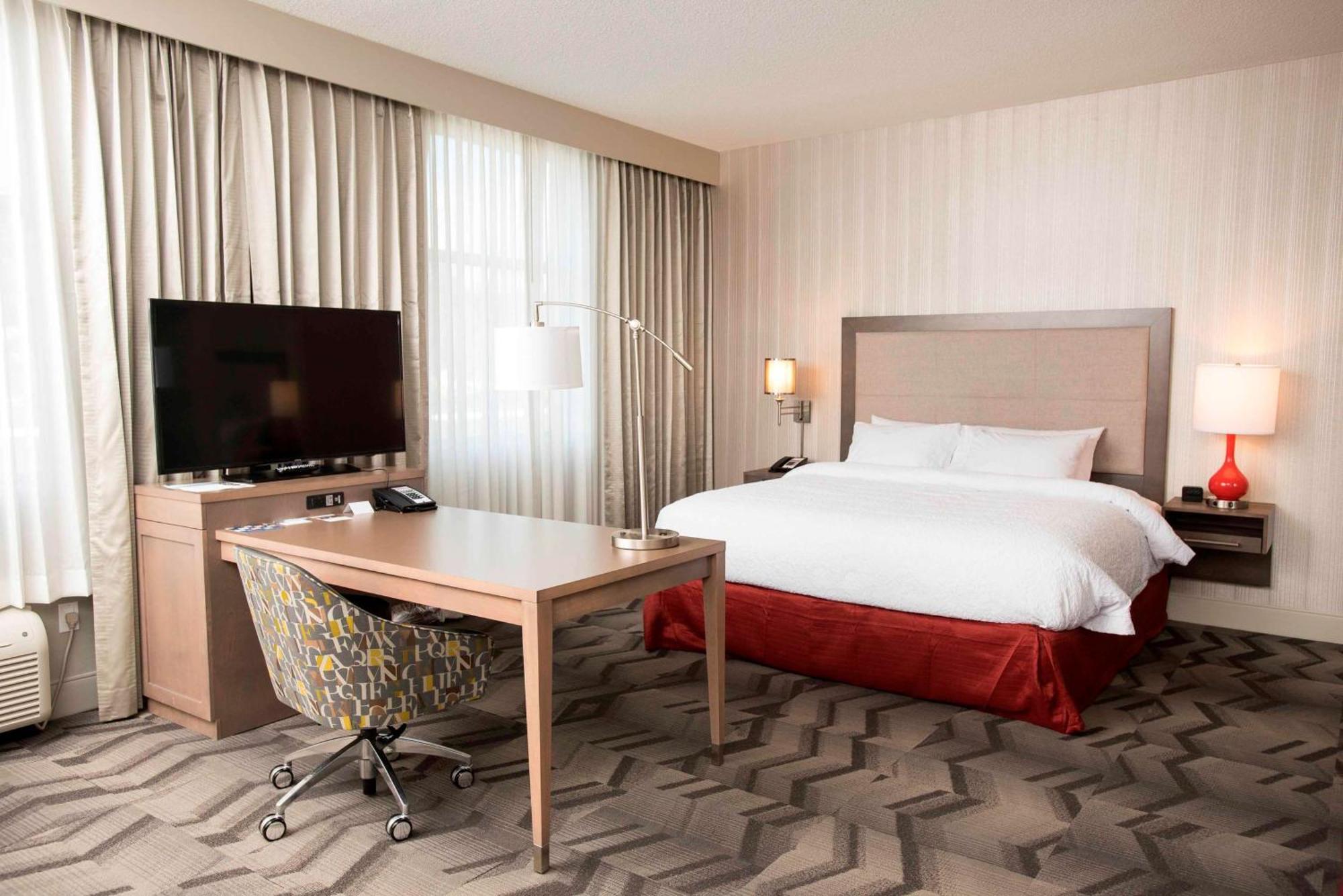 Hampton Inn & Suites By Hilton ת'אנדר ביי מראה חיצוני תמונה