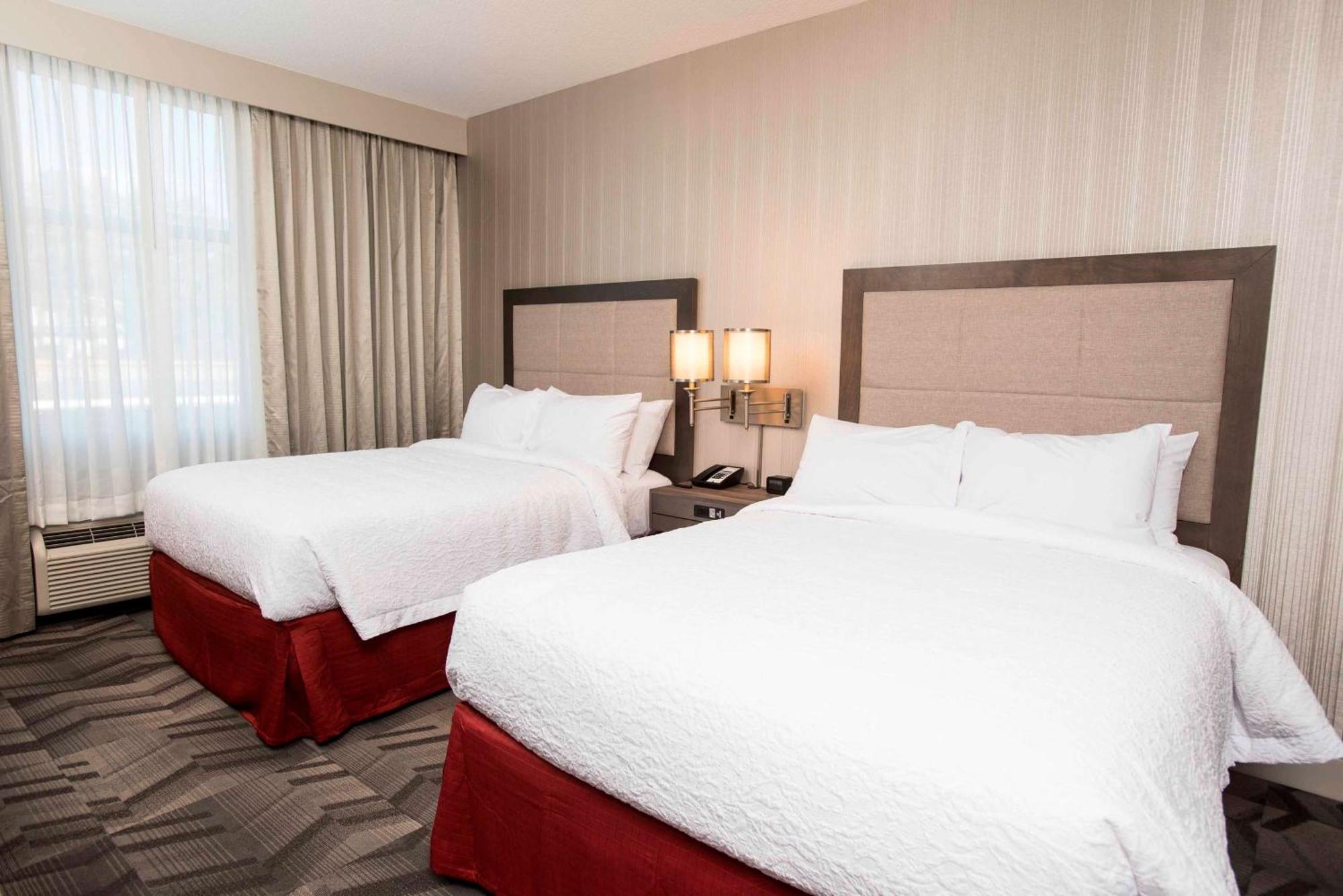 Hampton Inn & Suites By Hilton ת'אנדר ביי מראה חיצוני תמונה